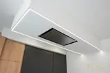 Extractor de techo e iluminación — fotografía de referencia del interior JULIET