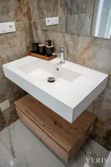 Bathroom with square basin — NOVA interior reference photograph